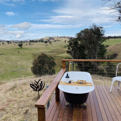 outdoor bath in the sun platypus eco cabin